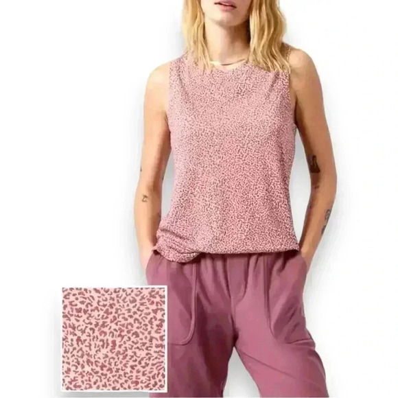 Athleta Tops - Athleta Women’s Medium Micro Cheetah Bashful Rose Sleeveless Breezy Tank Top